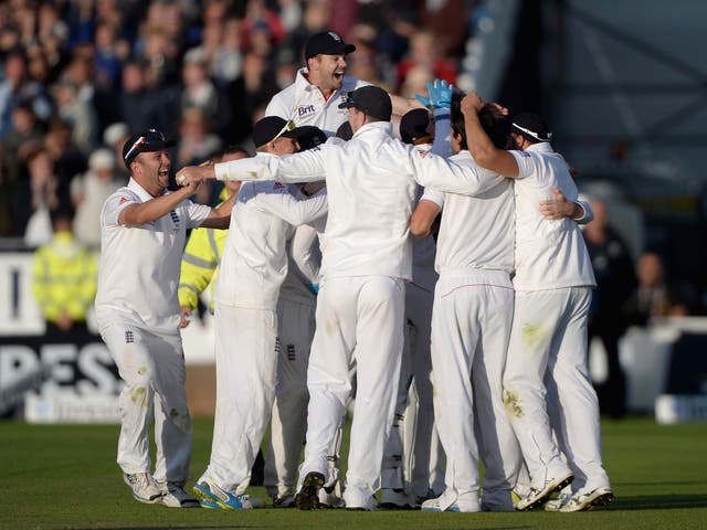 England celebrate winning the 4th Investec Ashes Test match