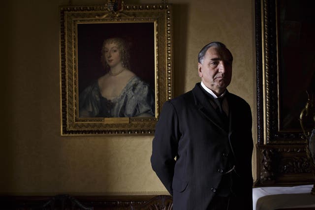 Dowton Abbey star Jim Carter slams “old Etonians” running the country
