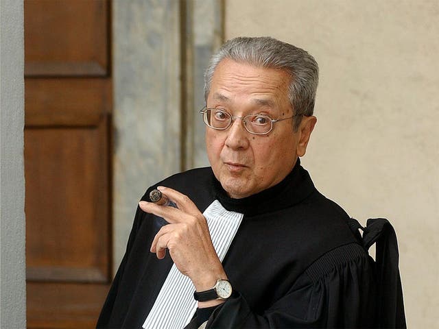 ‘A brilliant lawyer... very brave, very independent’: Verges at the Palais de Justice in Bastia in 2002