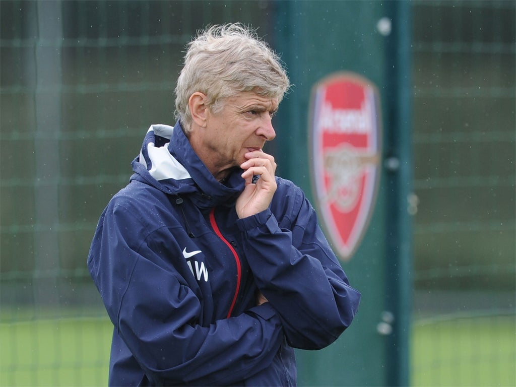 Arsène Wenger is unlikely to rush for signings in the next two weeks