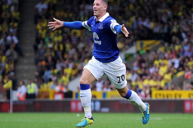 Ross Barkley lashed in Everton's first goal from 25 yards (Nigel French/PA)