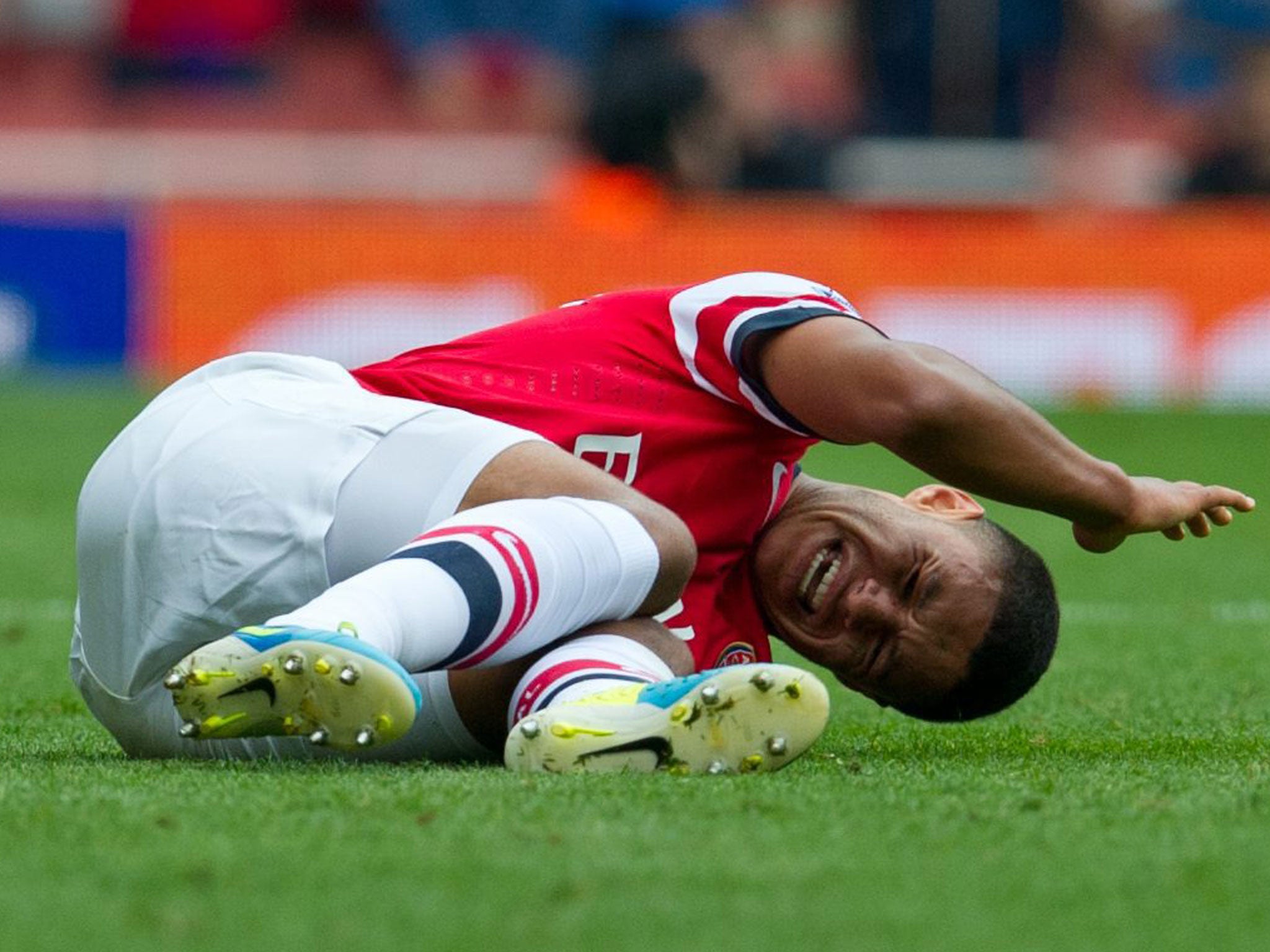 Alex Oxlade-Chamberlain is out with a 'serious' knee injury