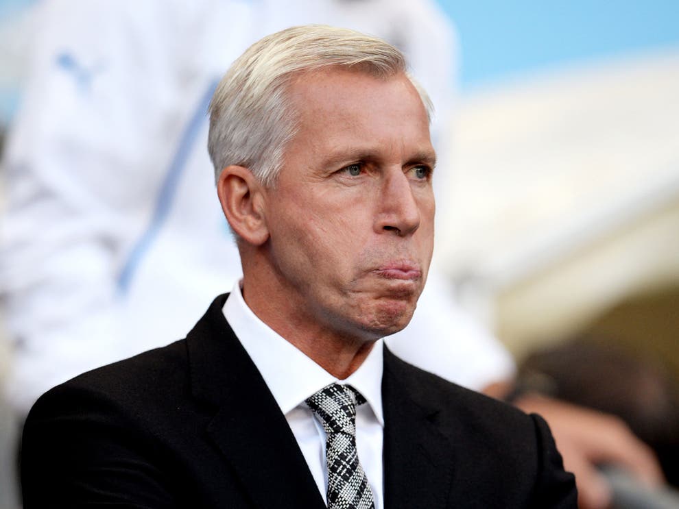Alan Pardew Reveals Newcastle Would Have To Take Out Bank Loans If They