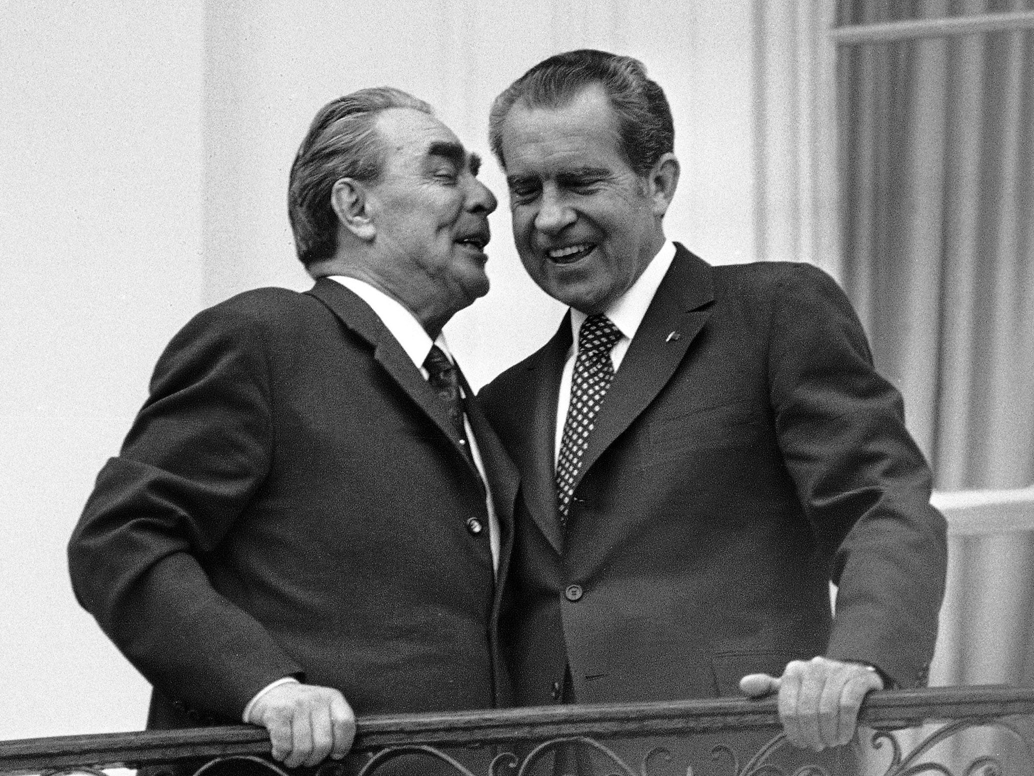Leonid Brezhnev shares a joke with US president Richard Nixon in?1973