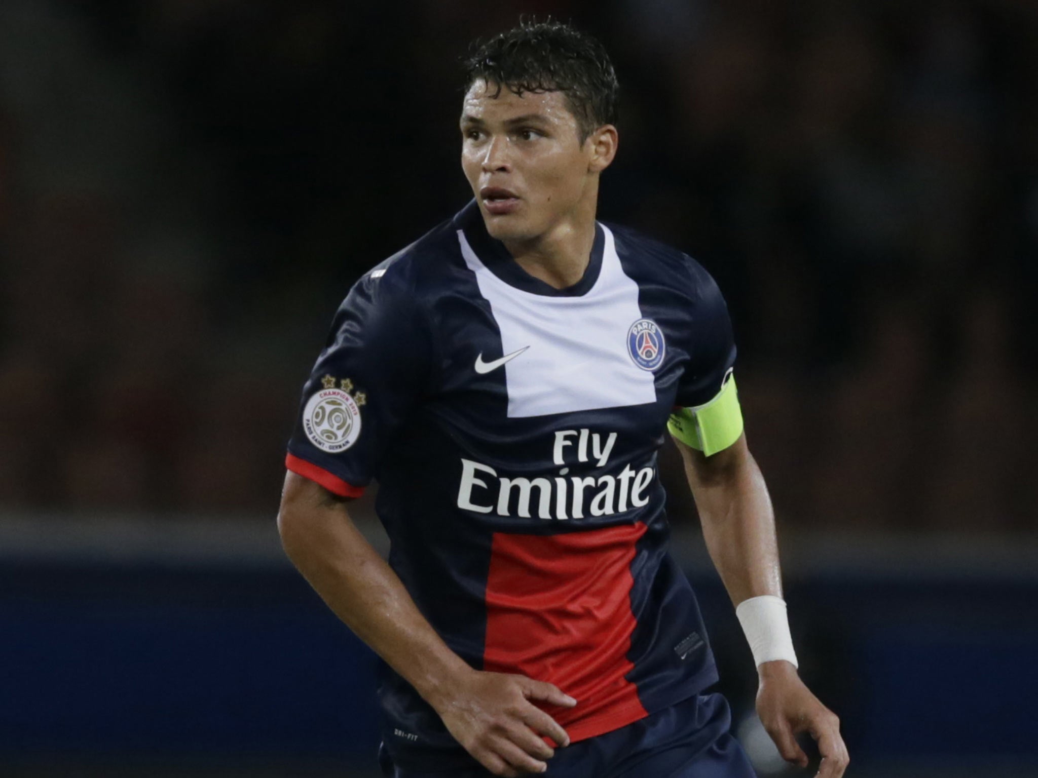 Thiago Silva ends Barcelona speculation by signing new deal with PSG