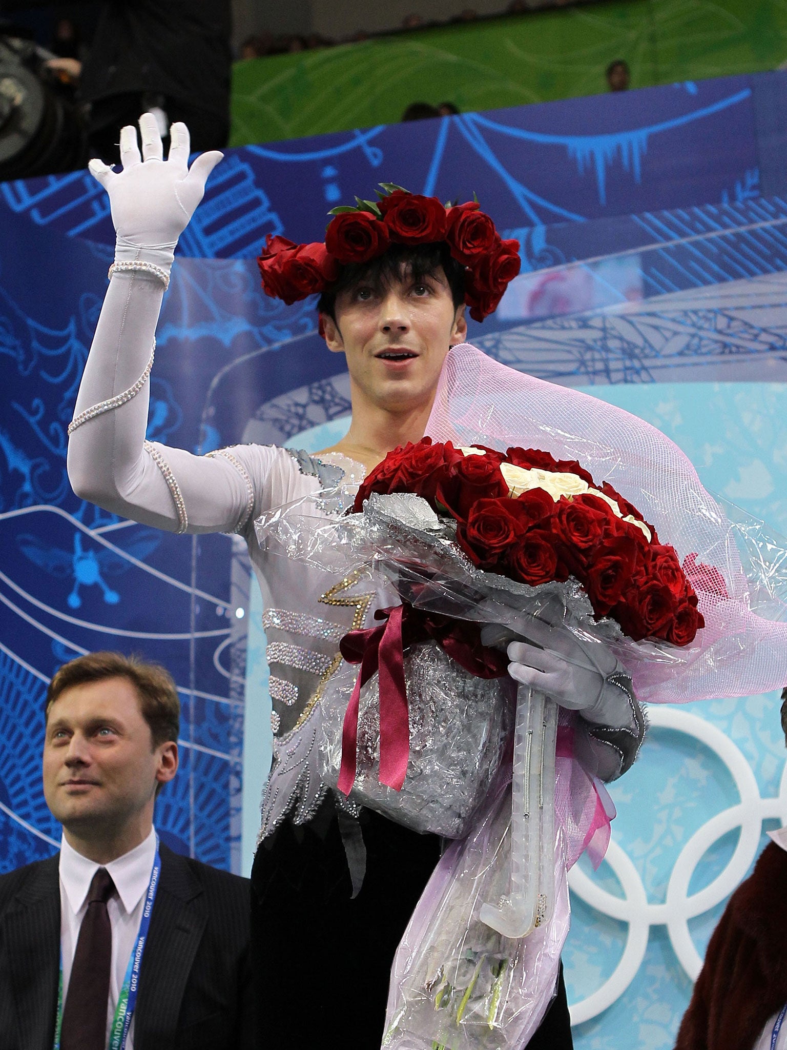 Johnny Weir shoots down Jenna Ellis after she knocks his Olympic