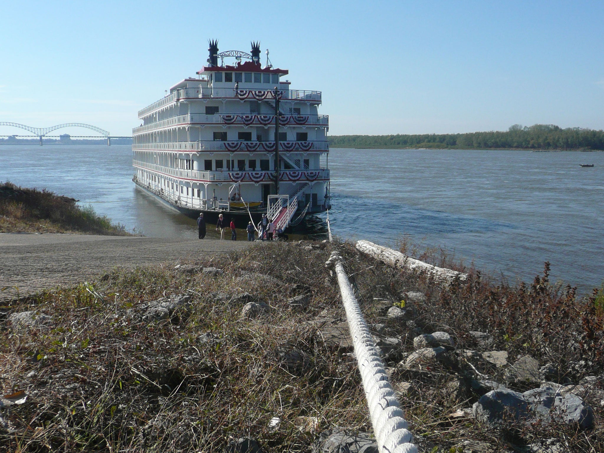 The latest Mississippi paddle boat takes in historic towns and literary landmarks at a leisurely pace