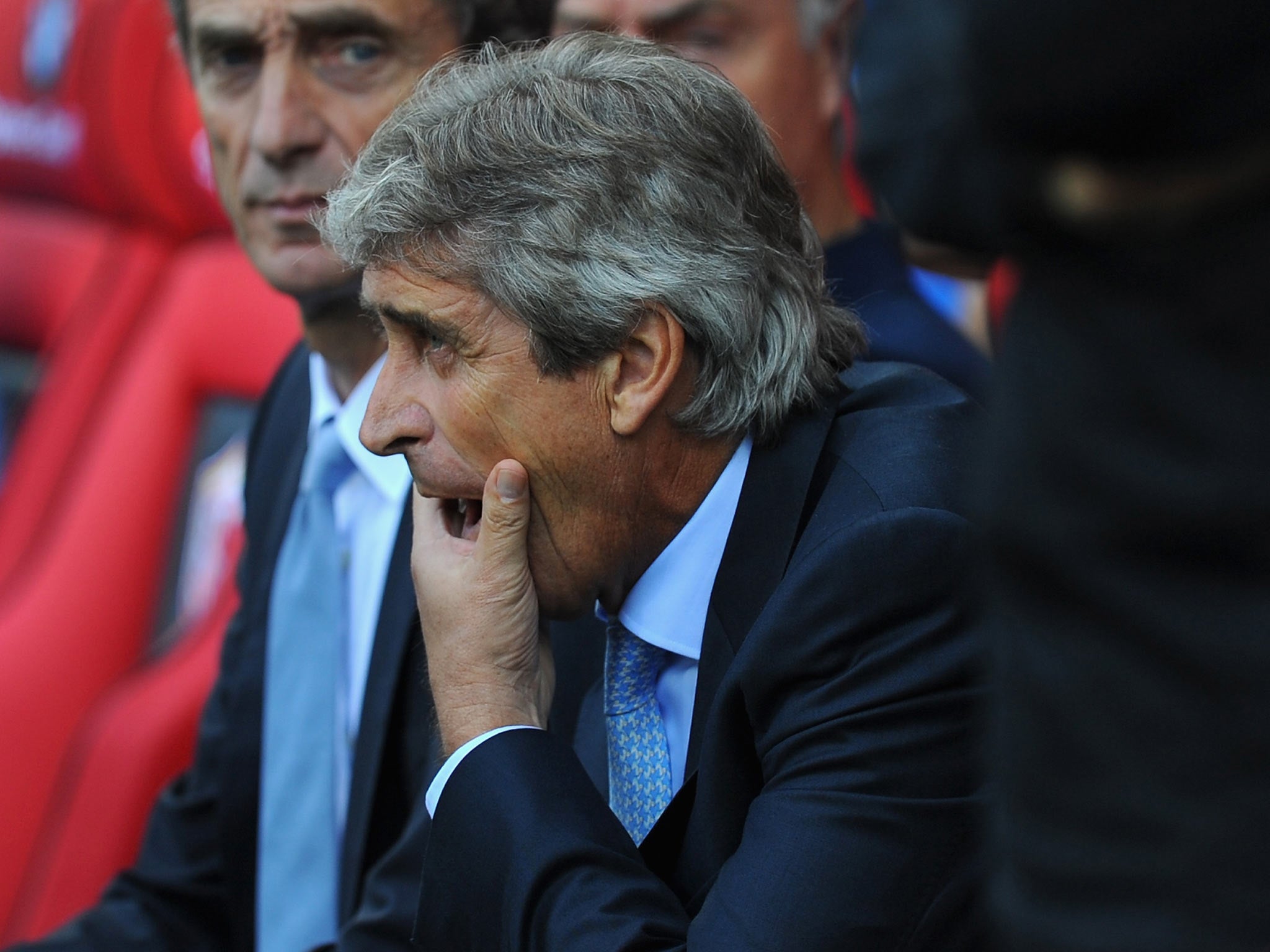 Manuel Pellegrini awaits his first Manchester derby against fellow recently appointed manager David Moyes