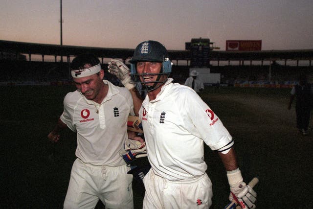 Graeme Thorpe and Nasser Hussain celebrate victory in the darkness of Karachi, Pakistan, in 2000. England were denied the chance of a repeat at The Oval 