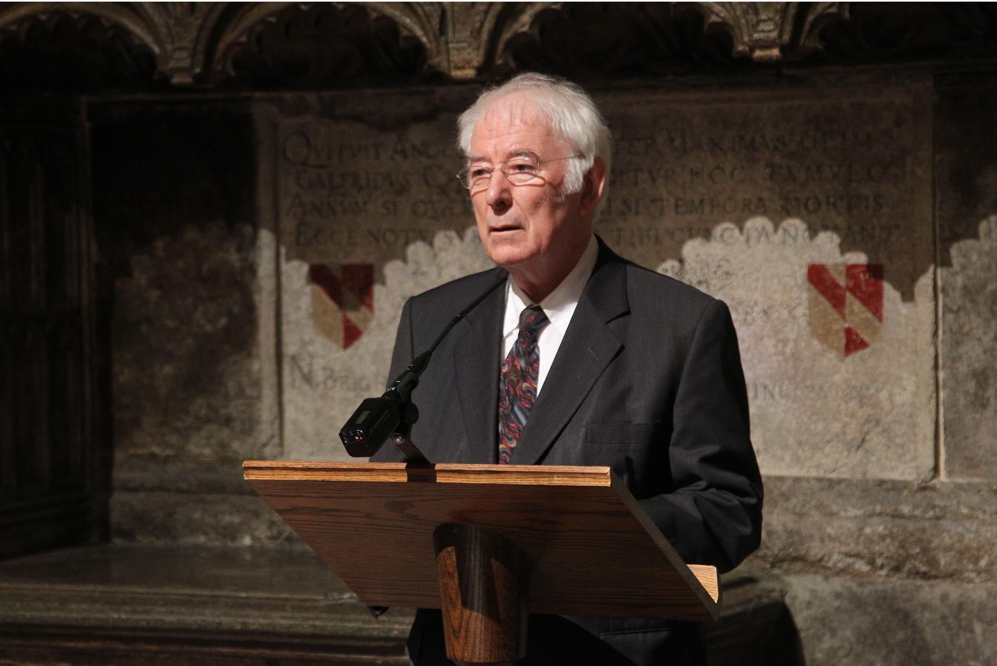 Seamus Heaney speaking at Poet's Corner in Westminster Abbey