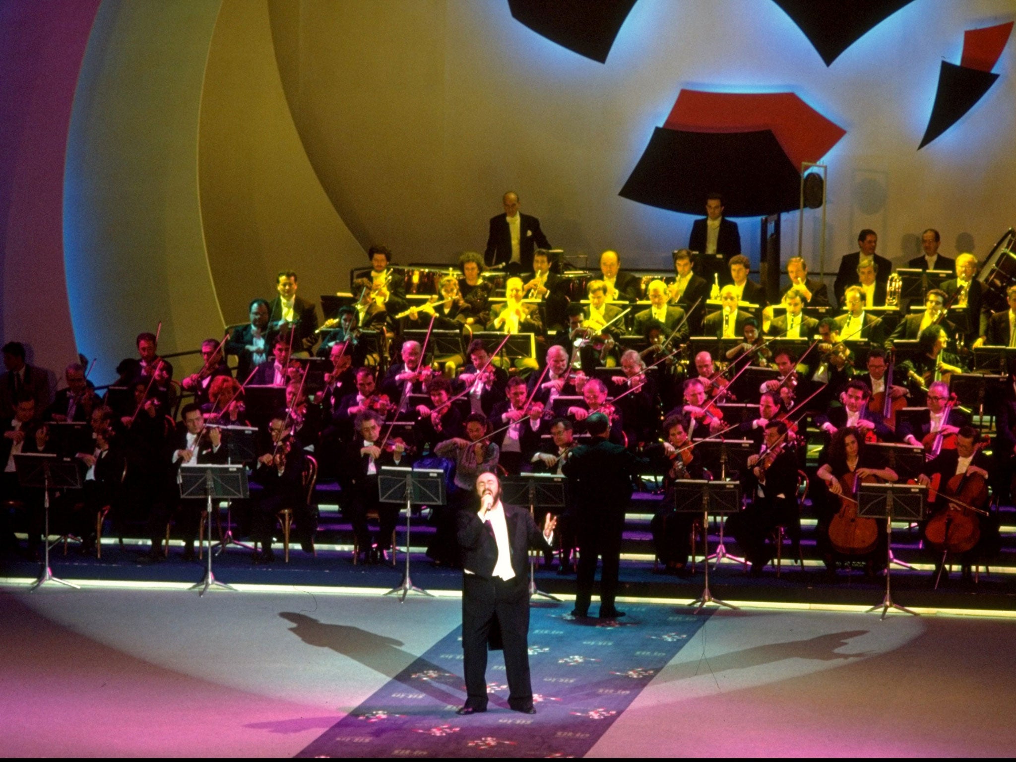 Showstopper: Pavarotti sings 'Nessun Dorma'