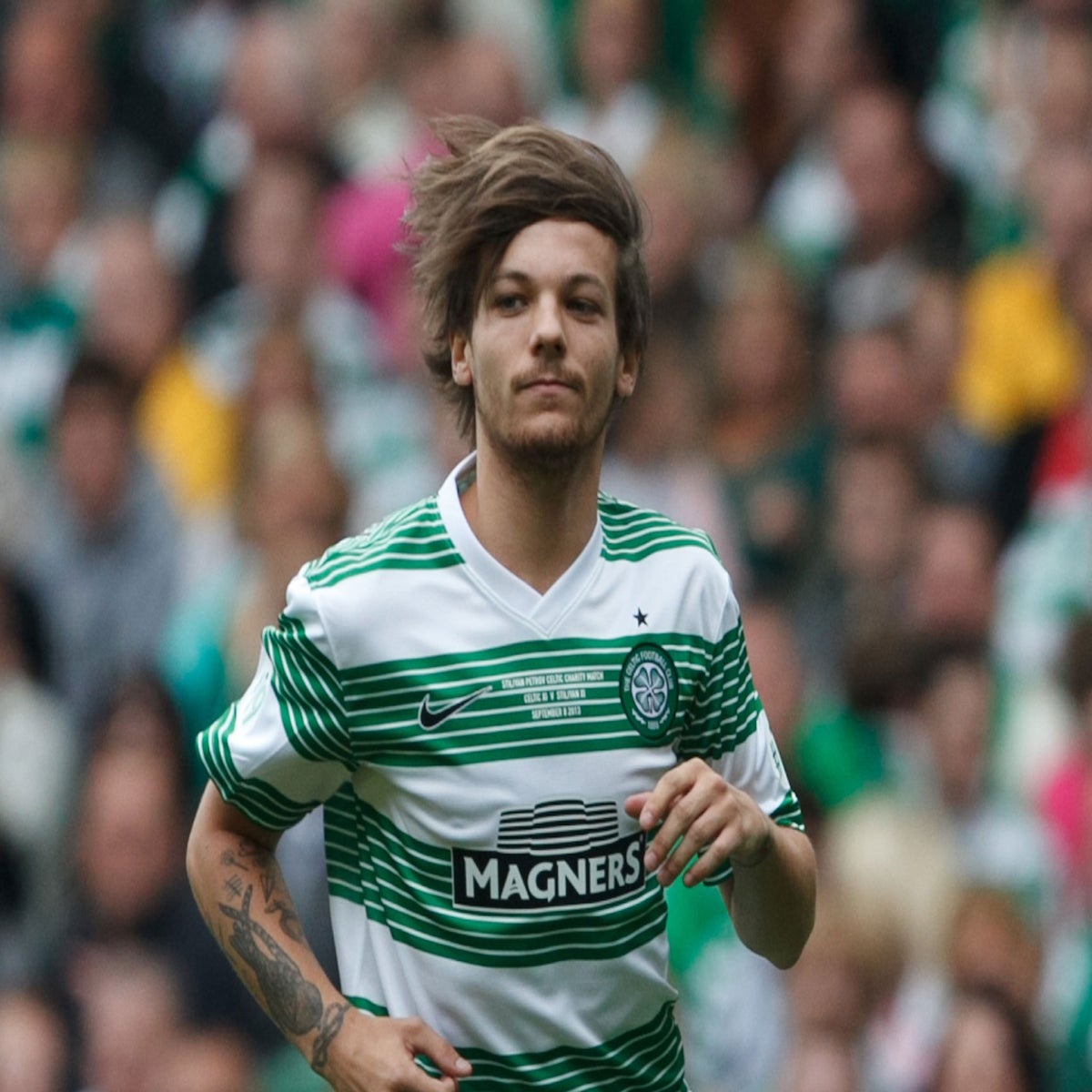 One Direction star Louis Tomlinson to don number 28 shirt in Doncaster  Rovers debut, The Independent