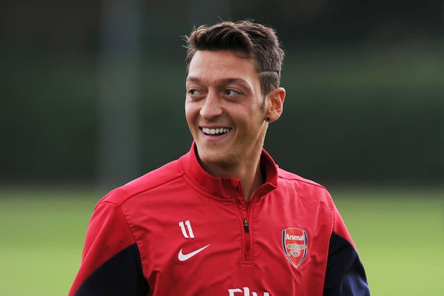 Mesut Ozil in training with Arsenal