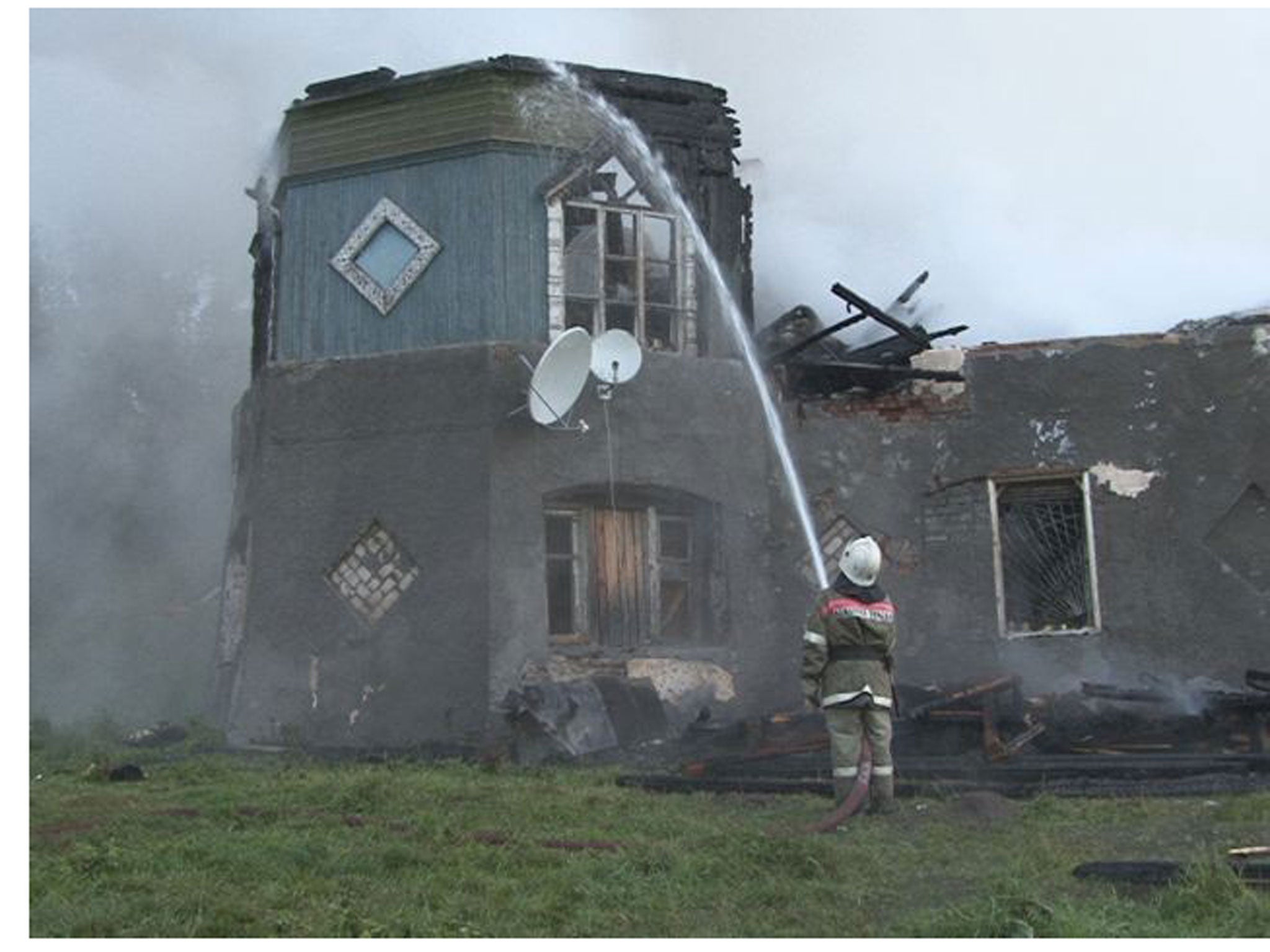 A psychiatric hospital was destroyed by fire in the Novgorod region town of Luka.