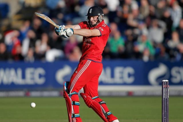 Wicketkeeper Buttler shared a crucial 75-run partnership with Ben Stokes to deny Australia