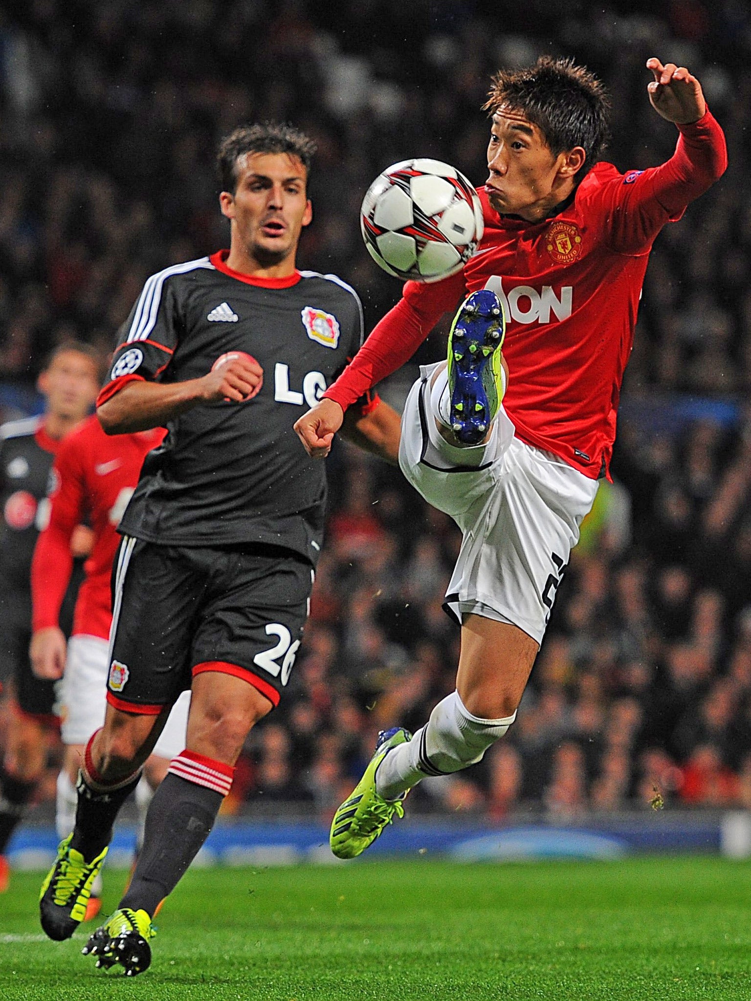 Shinji Kagawa played on the wing against Leverkusen