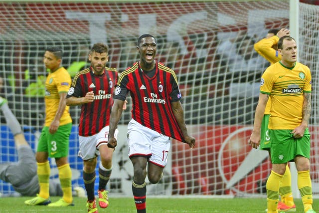 Milan's Colombian defender Cristian Zapata celebrates his goal