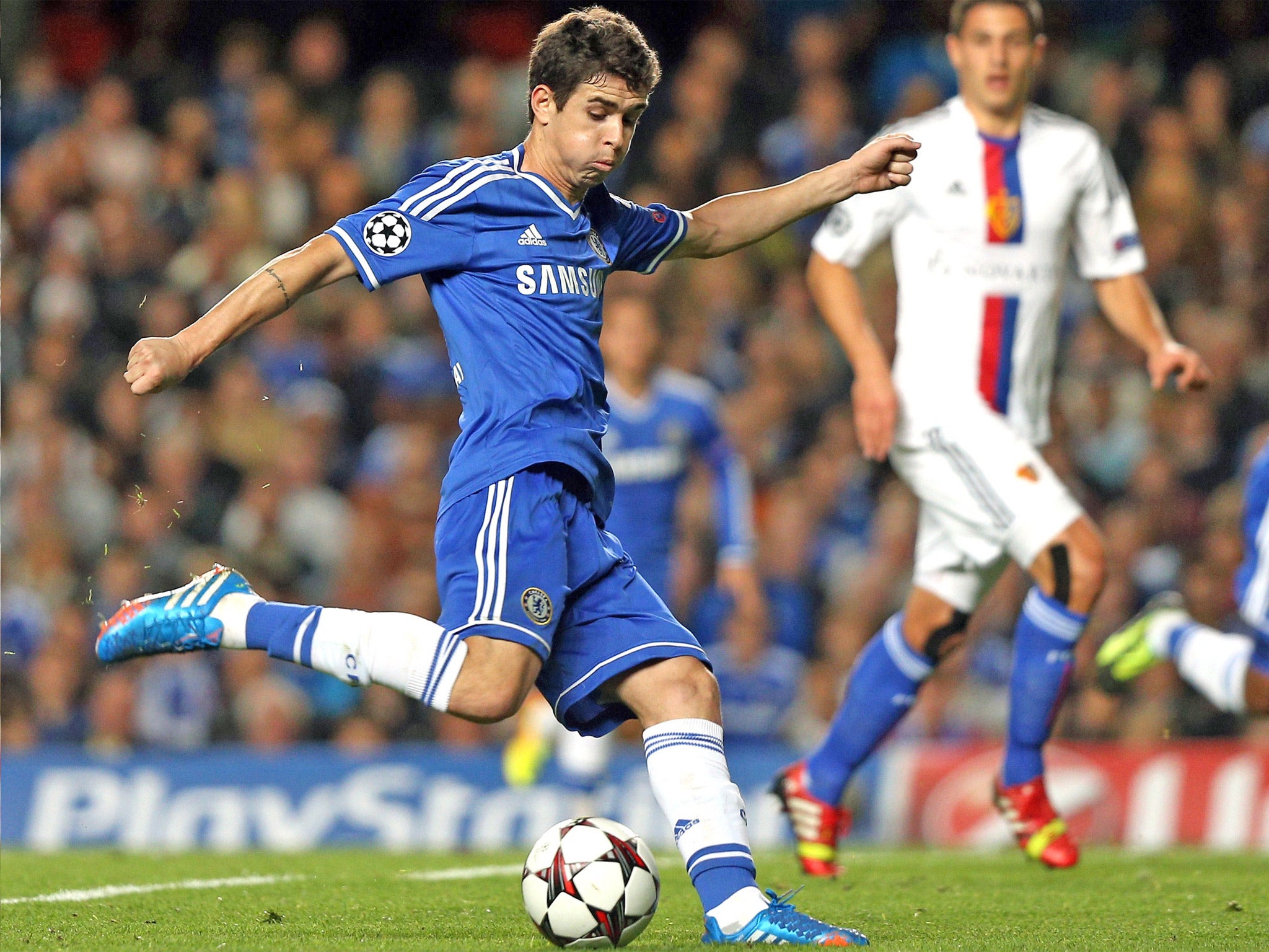 Oscar strikes to give Chelsea the lead on the stroke of half-time