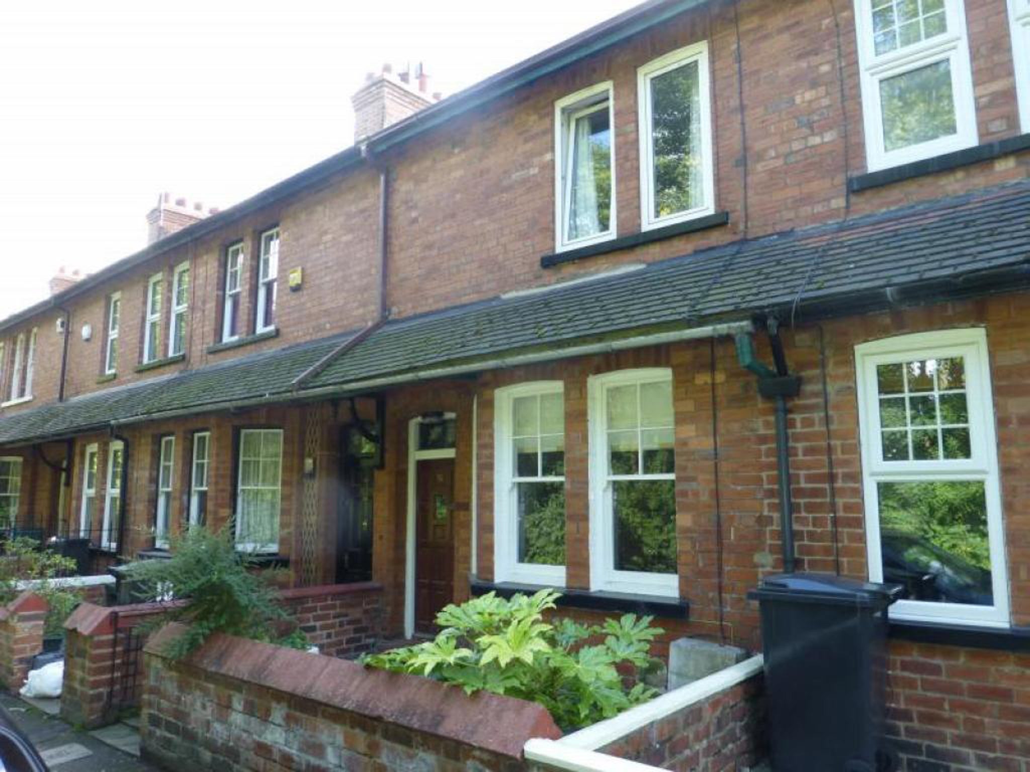 A 3 bedroom property for sale in Hambleton Terrace, York with Reeds Rains. Offers over £200,000.