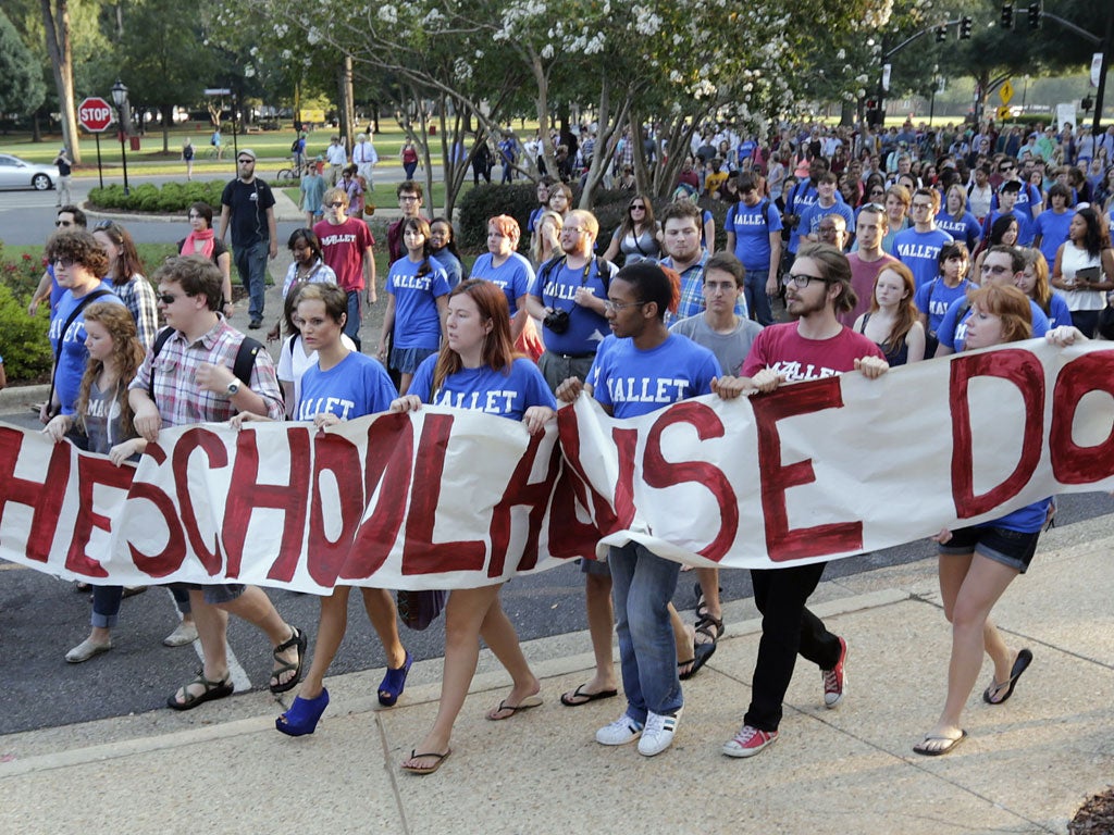 Students protest campus 'segregation' at the University of Alabama on Wednesday