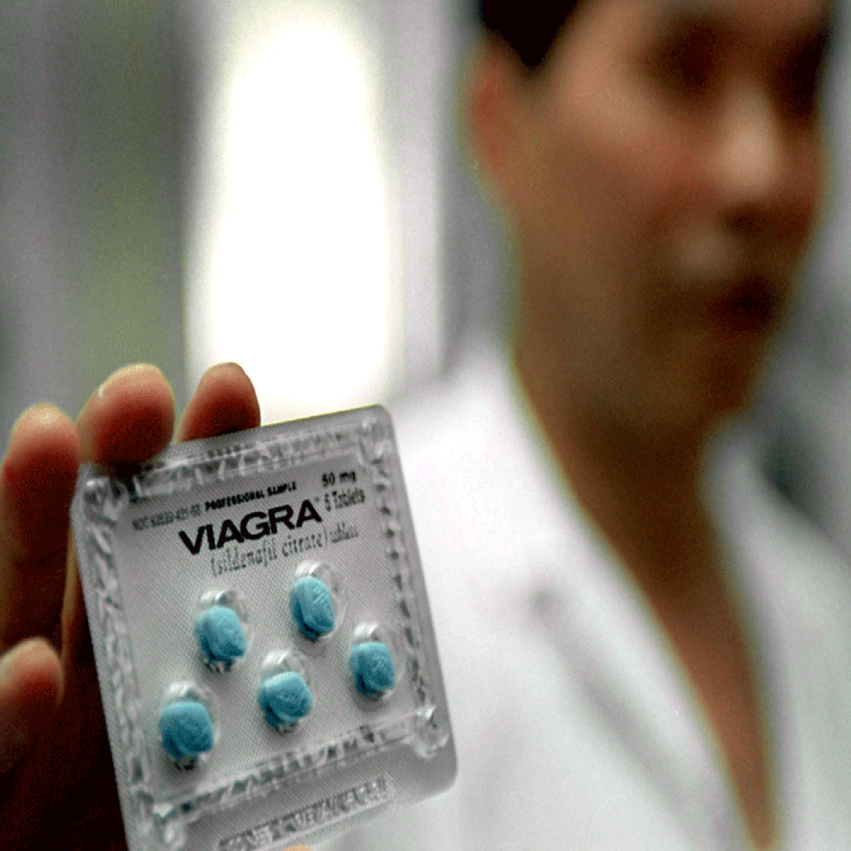 Un surdosage de Viagra® peut-il conduire à l'amputation du pénis ? -  AlloDocteurs