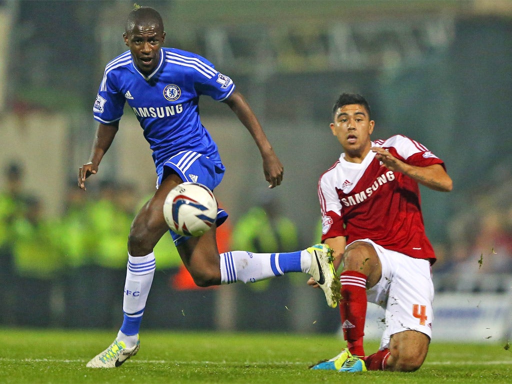 Ramires chips in Chelsea’s second goal to wrap up a comfortable win