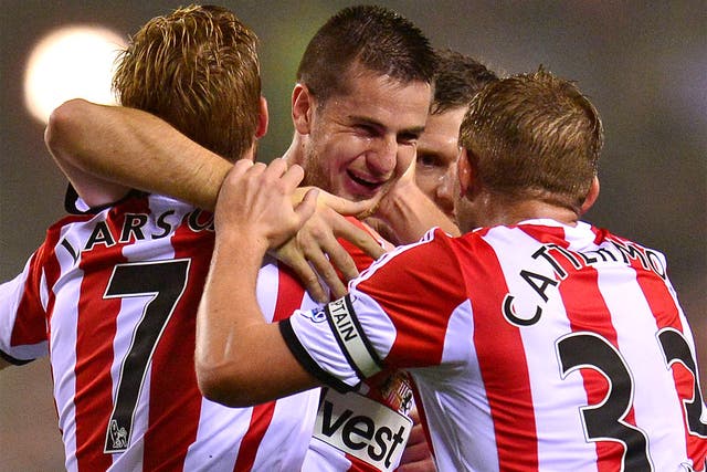 Sunderland's Valentin Roberge celebrates his goal with teammates