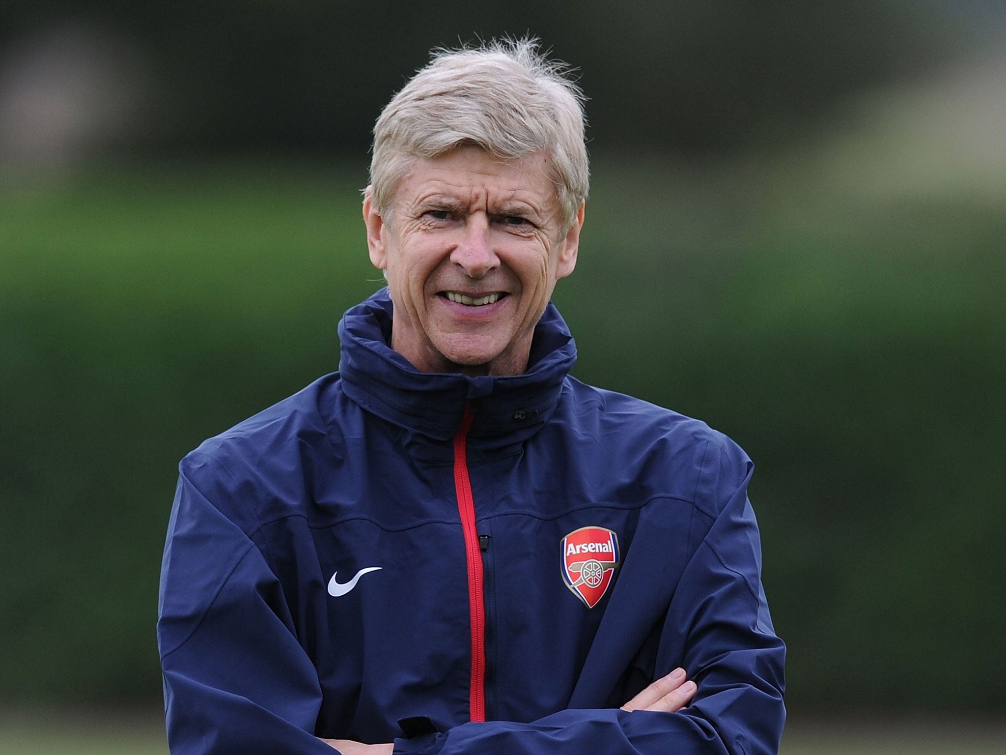 Arsène Wenger hopes to sign a new contract with Arsenal this season