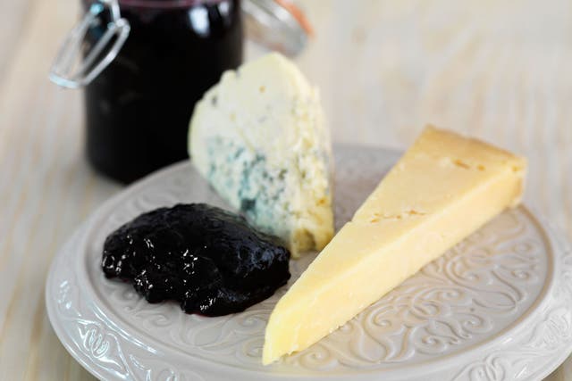 Blackcurrant chilli jelly goes well with cheese, pâtés and terrines