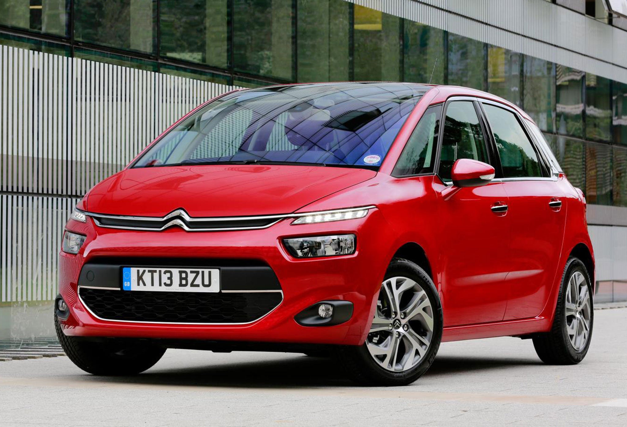 Citroën Grand C4 Picasso: car review, Motoring