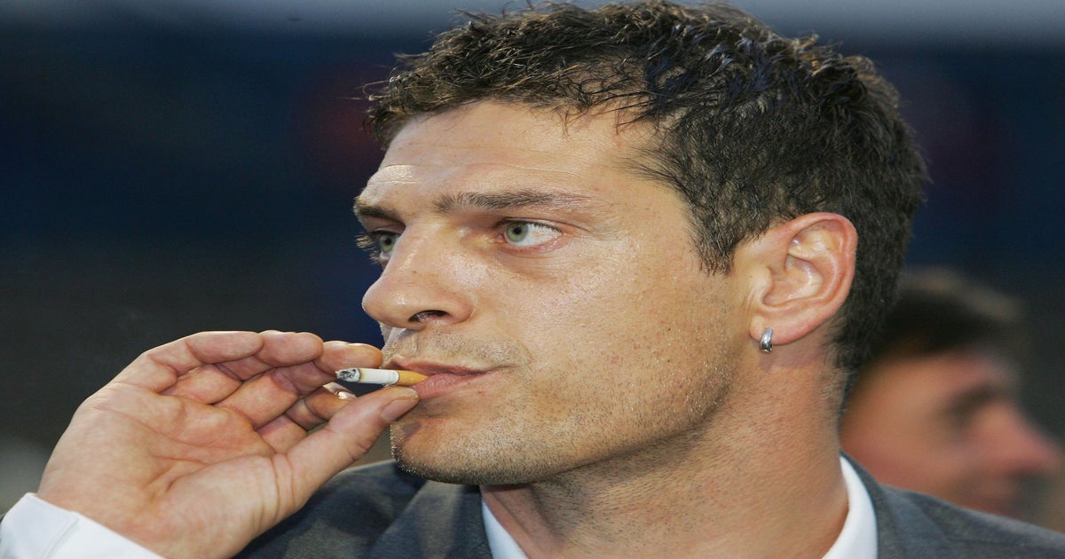 Up in smoke! Jack Wilshere, Zinedine Zidane, Wayne Rooney and other  footballers who have been seen with a cigarette over the years | The  Independent