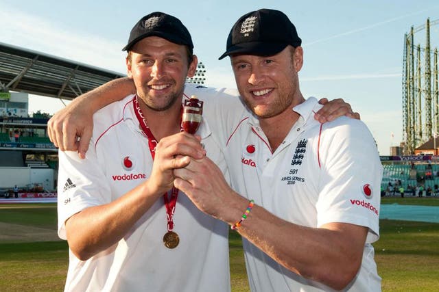 Steve Harmison holds the Ashes urn with Andrew Flintoff in 2005