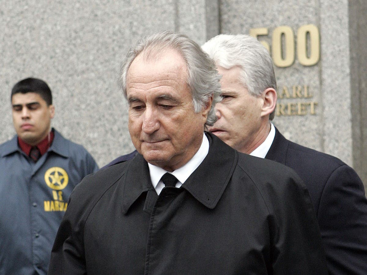 Did Bernie Madoff Act Alone In Ponzi Scheme Fraud Trial Of Five Former Employees Begins The 7887