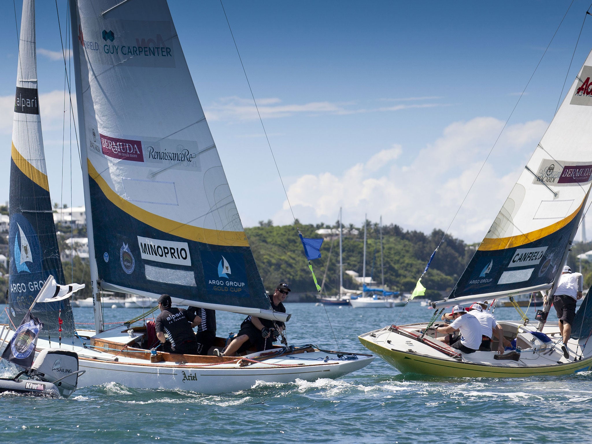 Adam Minoprio (NZL) went one way and Taylor Canfield (USVI) went the other on Hamilton Harbour, Bermuda, but both won a place in the quarter finals of the Argo Group-sponsored King Edward VII Gold Cup, the penultimate regatta in the Alpari World Match Rac