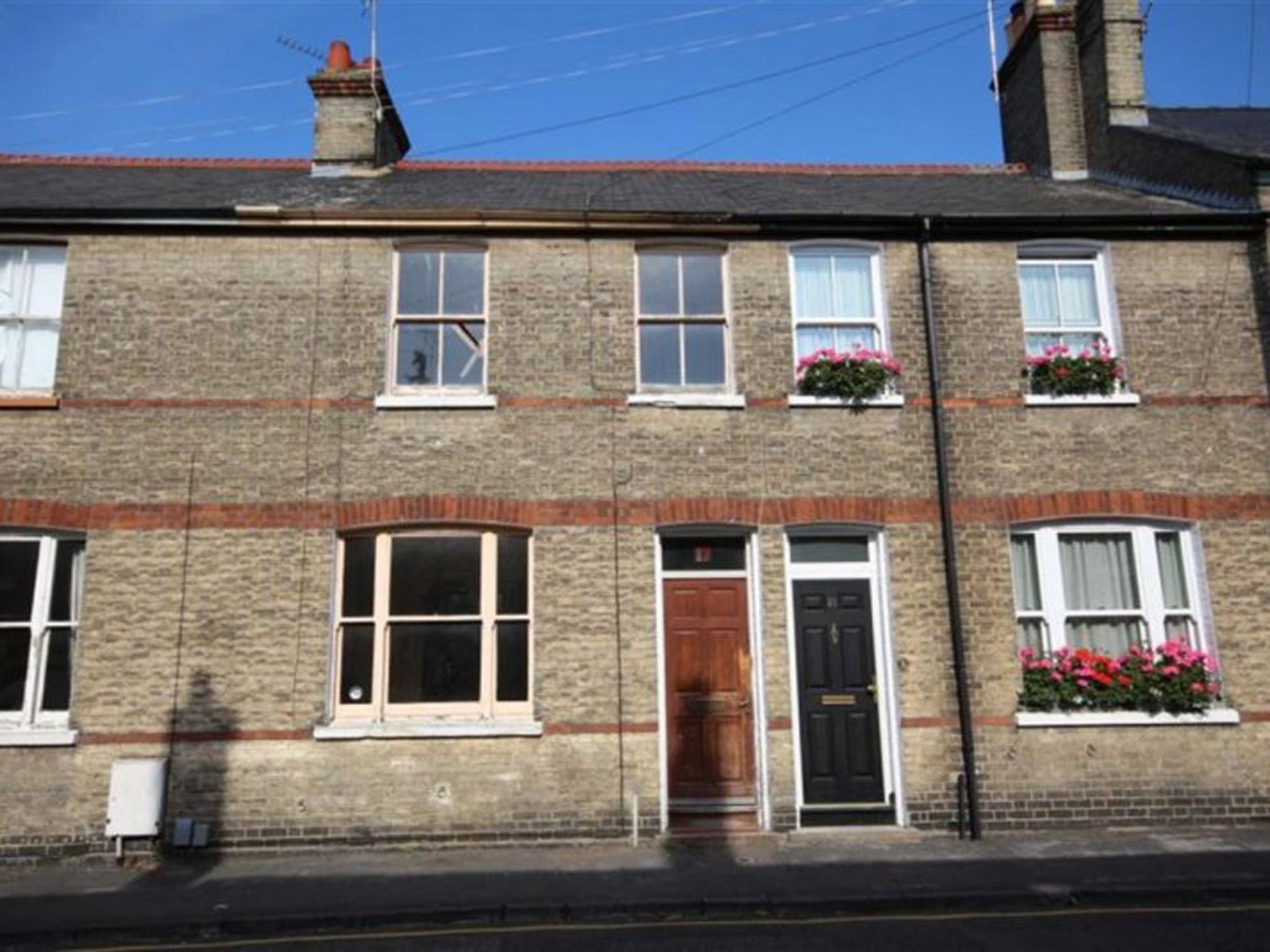 A 3 bedroom terraced house for sale in Grafton Street, Cambridge. Offers in region of £425,000, on with Redmayne Arnold & Harris
