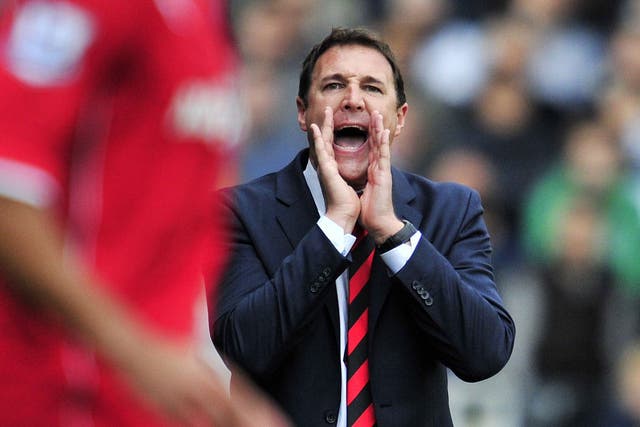 Malky Mackay will not resign despite the sacking of a key ally