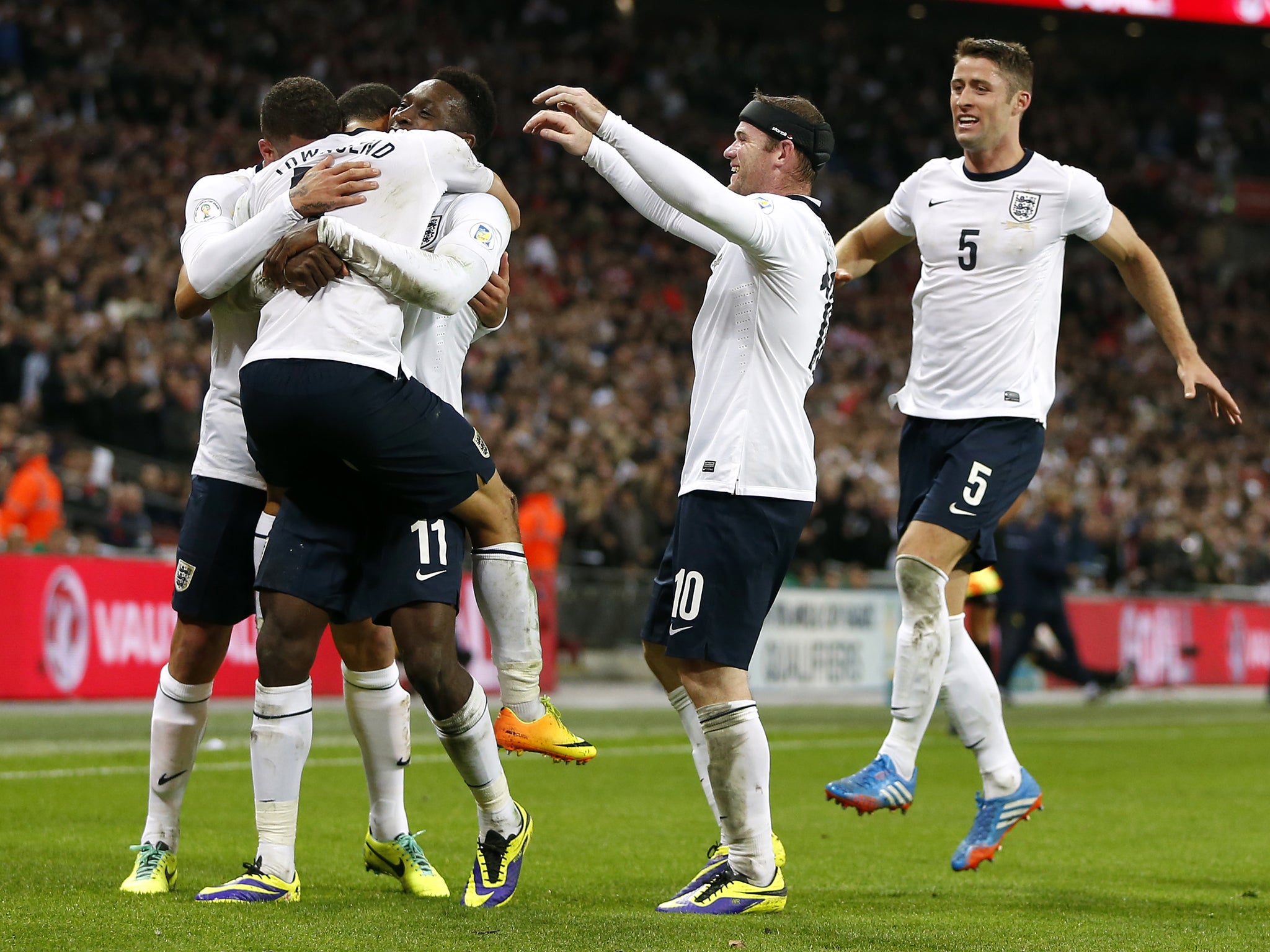 England players celebrate after Andros Townsend scored on his debut