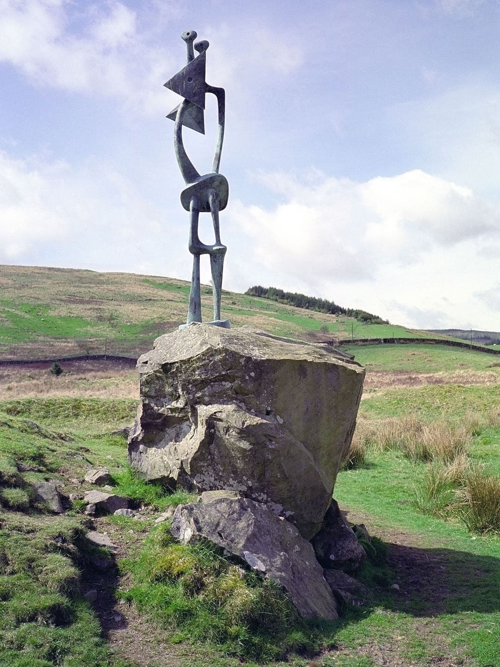 Stolen Henry Moore sculpture fuels concerns over public art | The