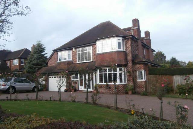 A 5 bedroom detached house for sale in Fitz Roy Avenue, Harborne, Birmingham, on with Your Move for £820,000 