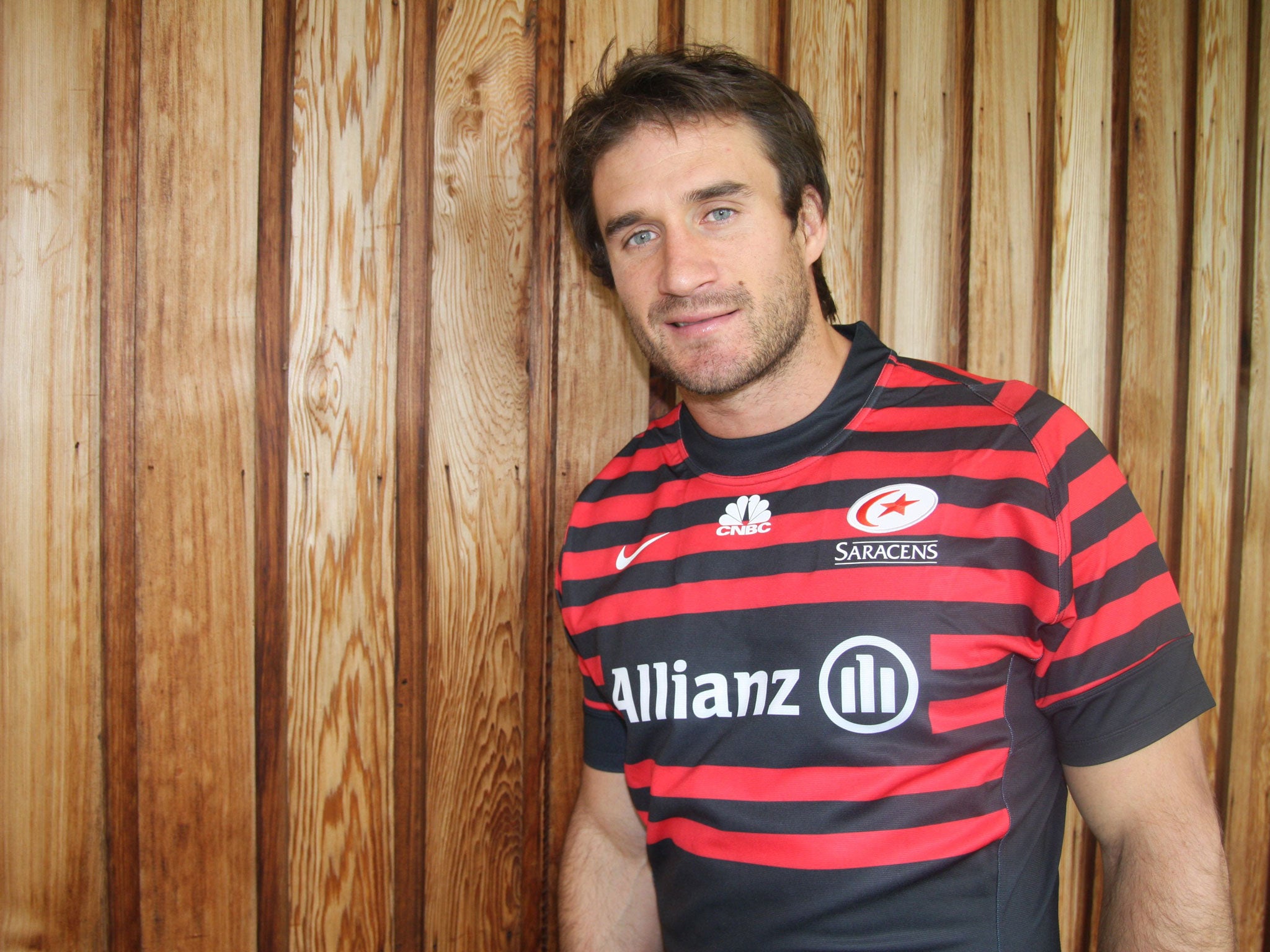 Saracens have confirmed the signing of Argentina international centre Marcelo Bosch