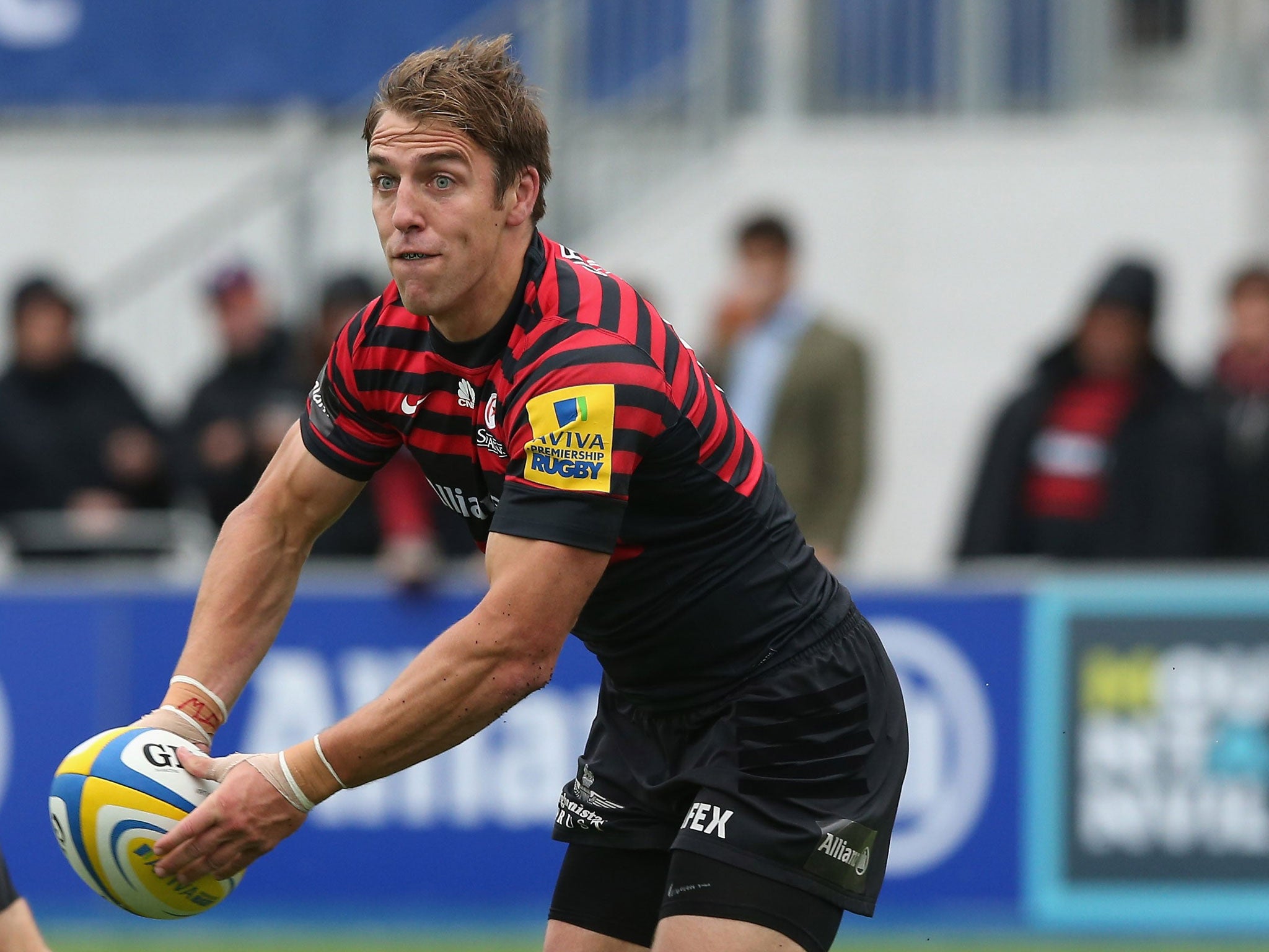 Saracens have picked Chris Wyles ahead of Joel Tomkins for the Wembley game