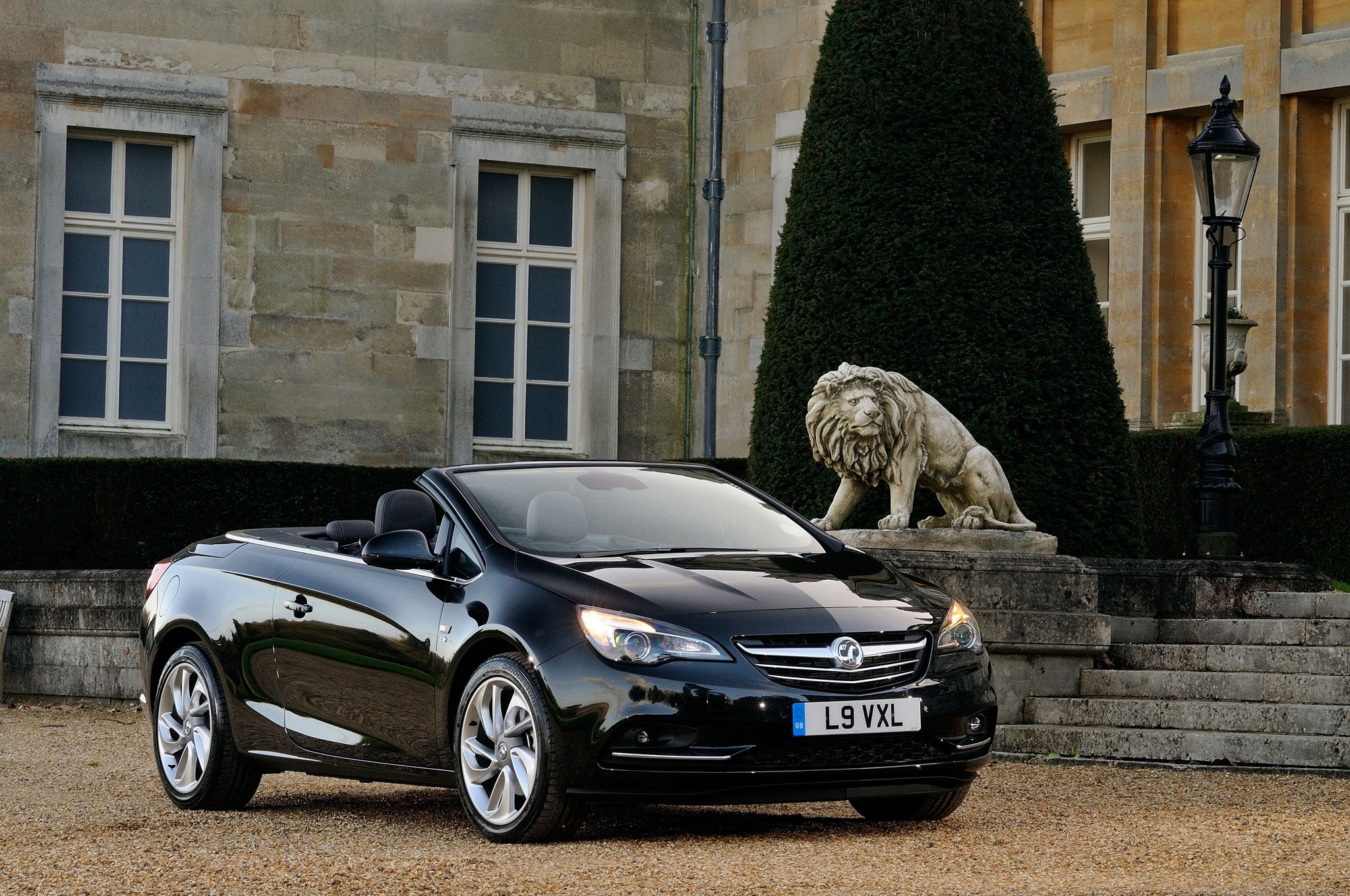 The Vauxhall Cascada is a very likeable convertible