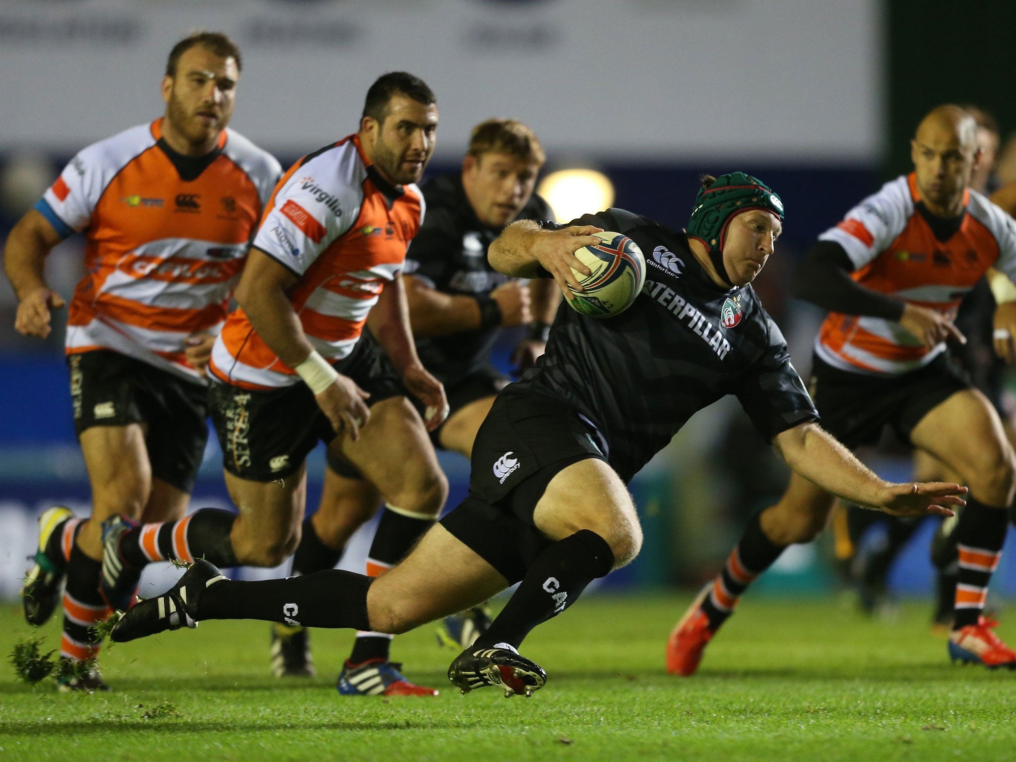 Leicester's Thomas Waldrom breaks through the Treviso defence