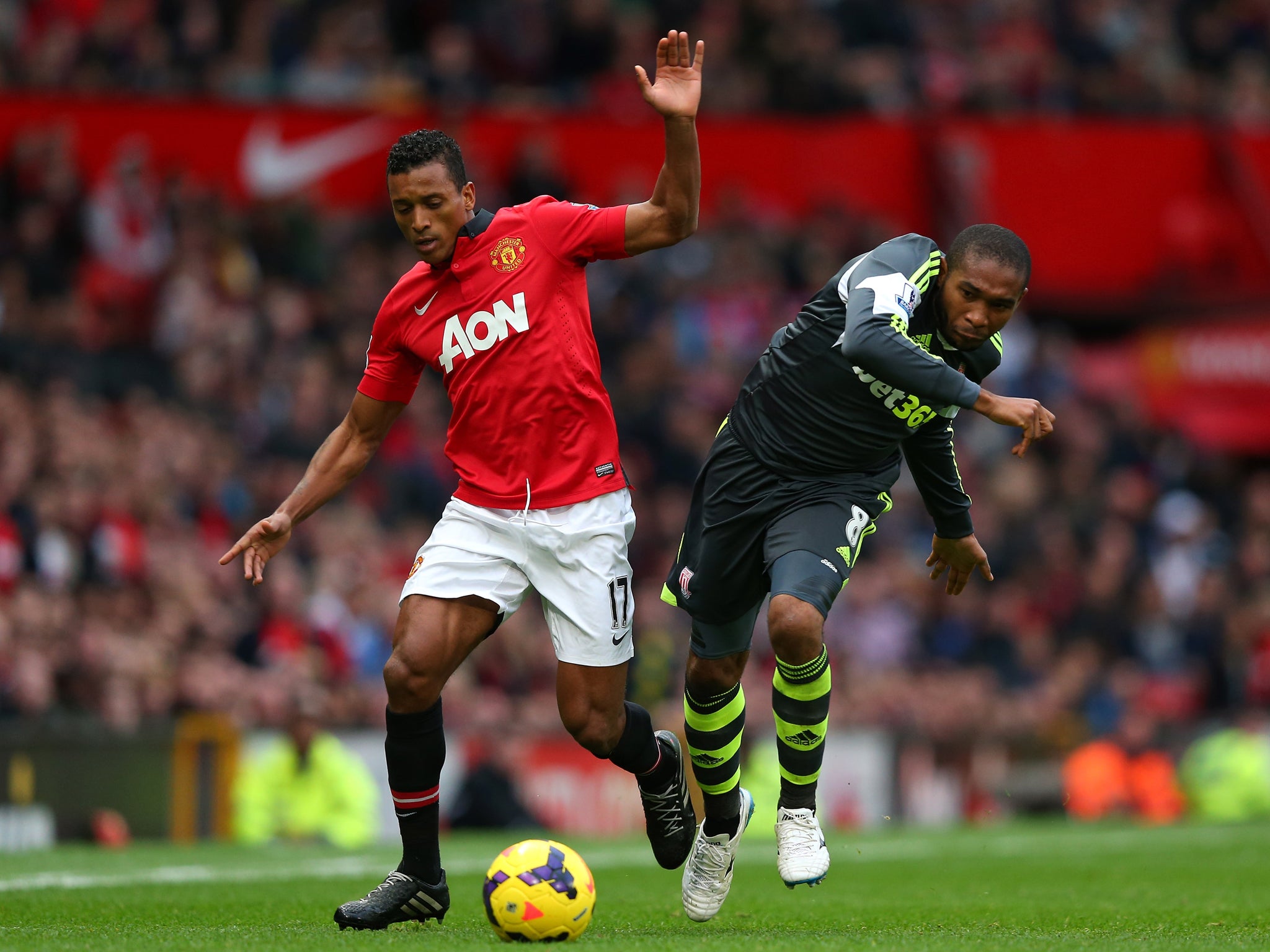 Manchester United manager David Moyes has given his support to the under-fire Nani