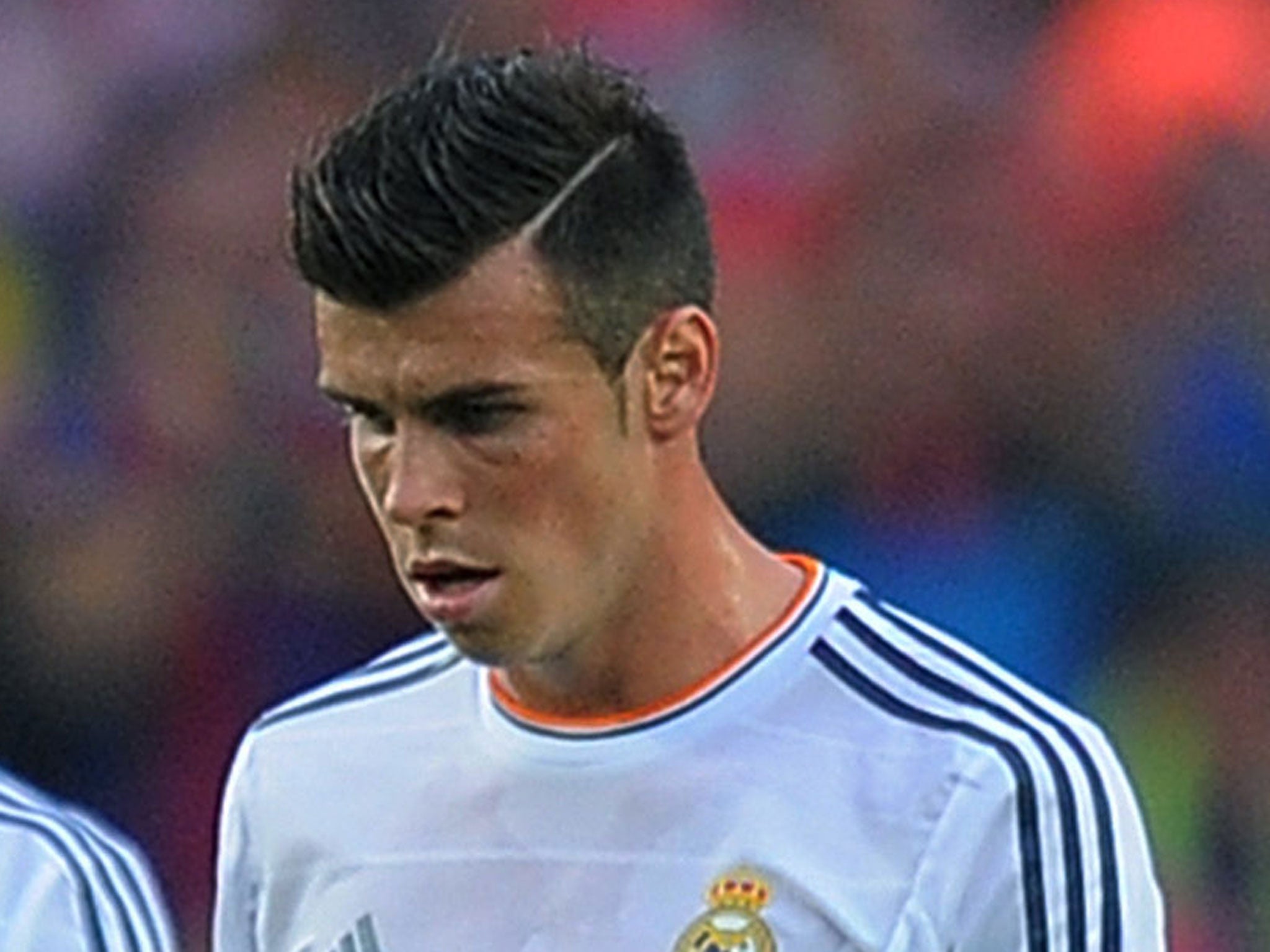 Gareth Bale looks downbeat during Real Madrid's 2-1 defeat by Barcelona on Saturday