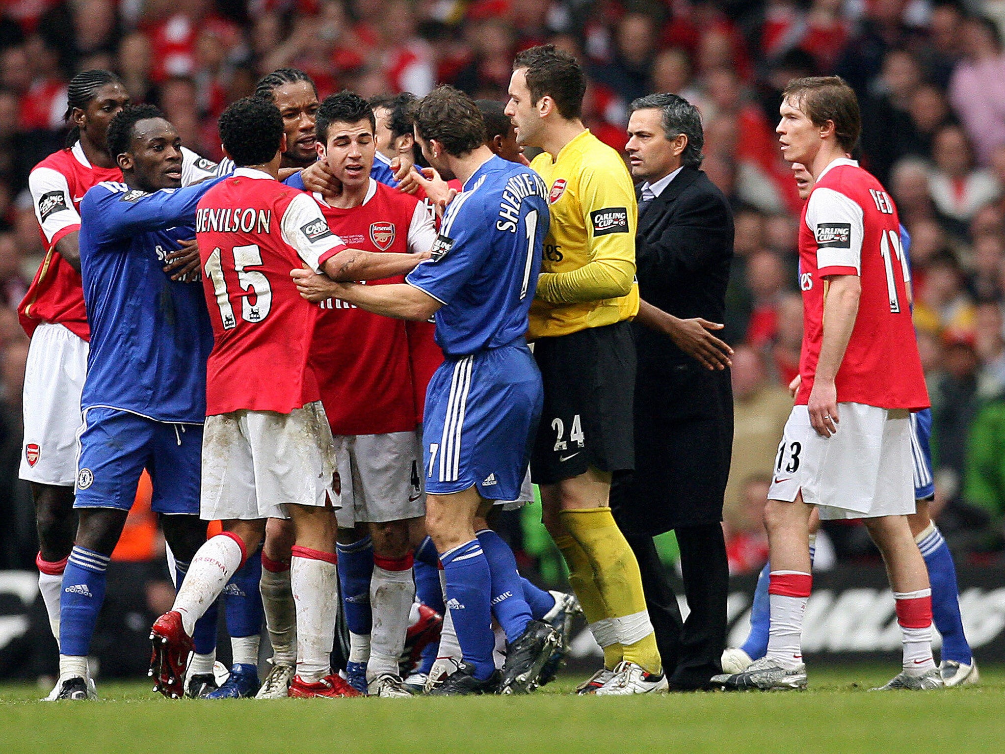 Arsenal and Chelsea players clash in the 2007 Carling Cup final