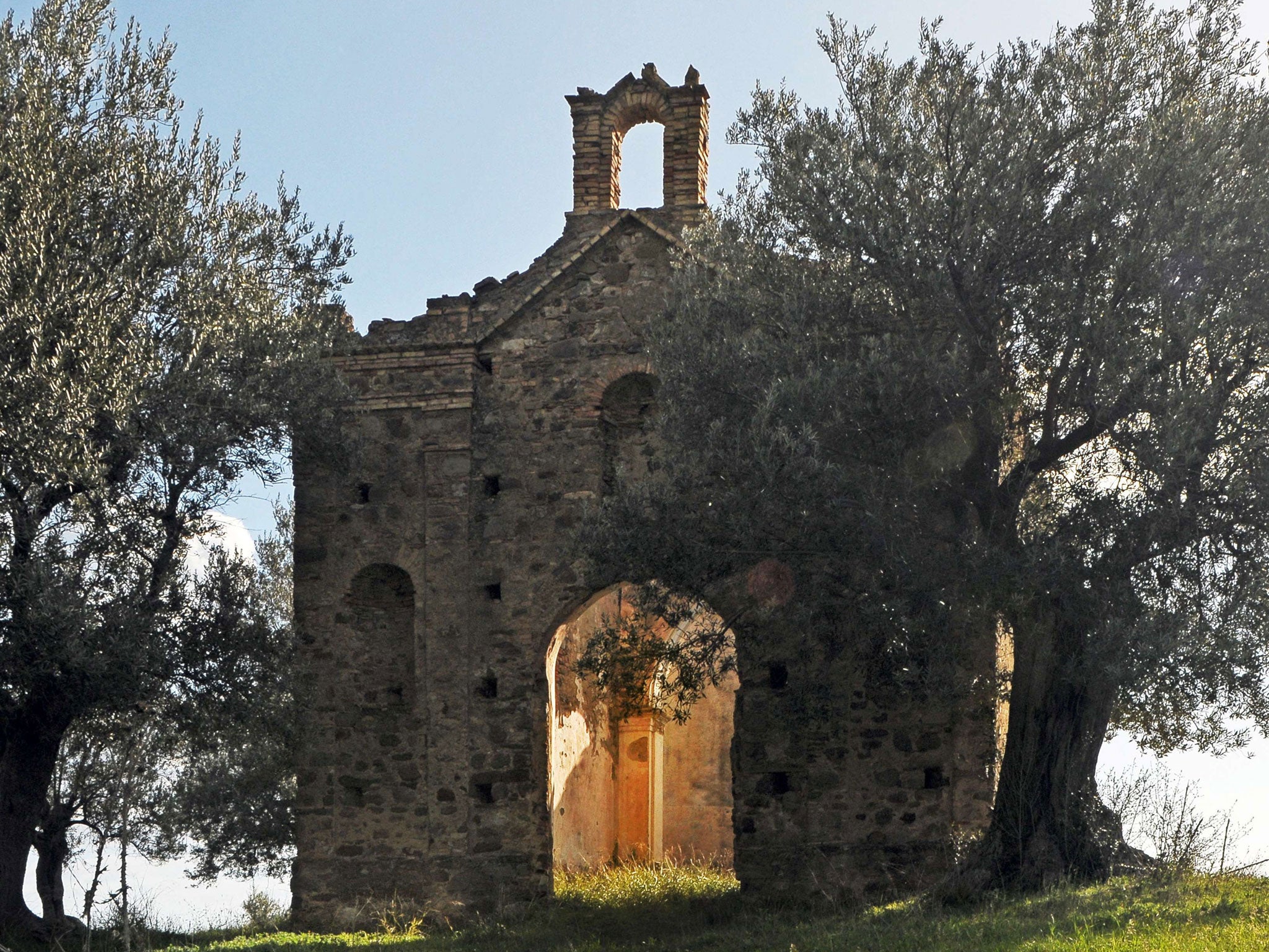 The church in Montegiordano, Calabria, before it was dismantled