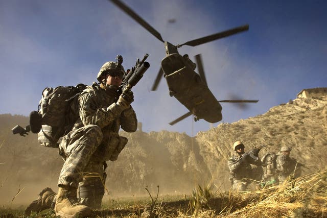 US soldiers along the Afghan-Pakistan border 
