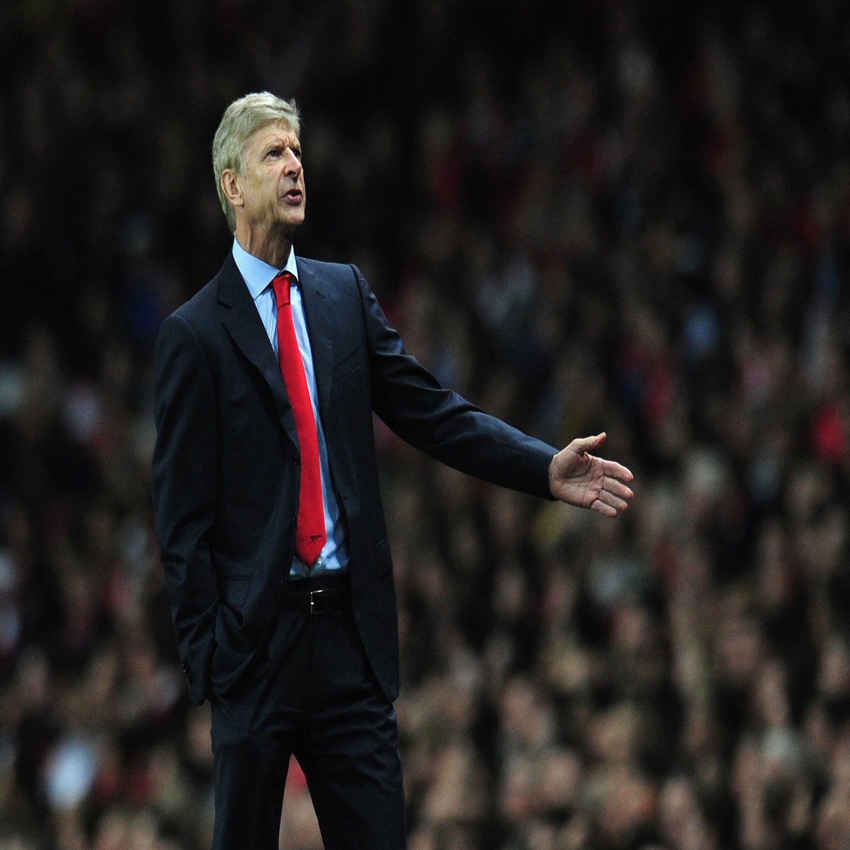 Arsene Wenger open to management return with eyes on specific