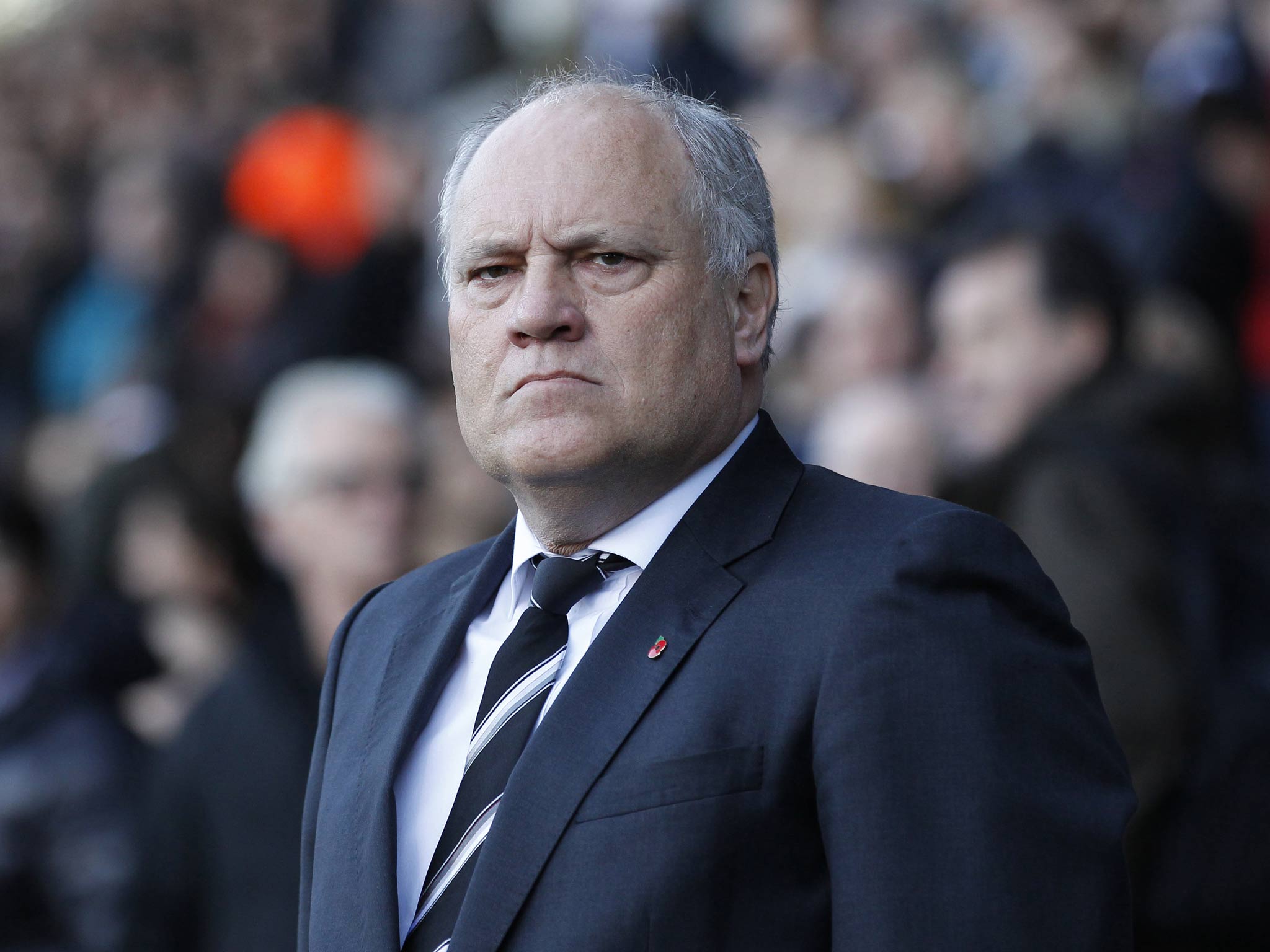 Fulham, managed by Martin Jol, face Liverpool at Anfield